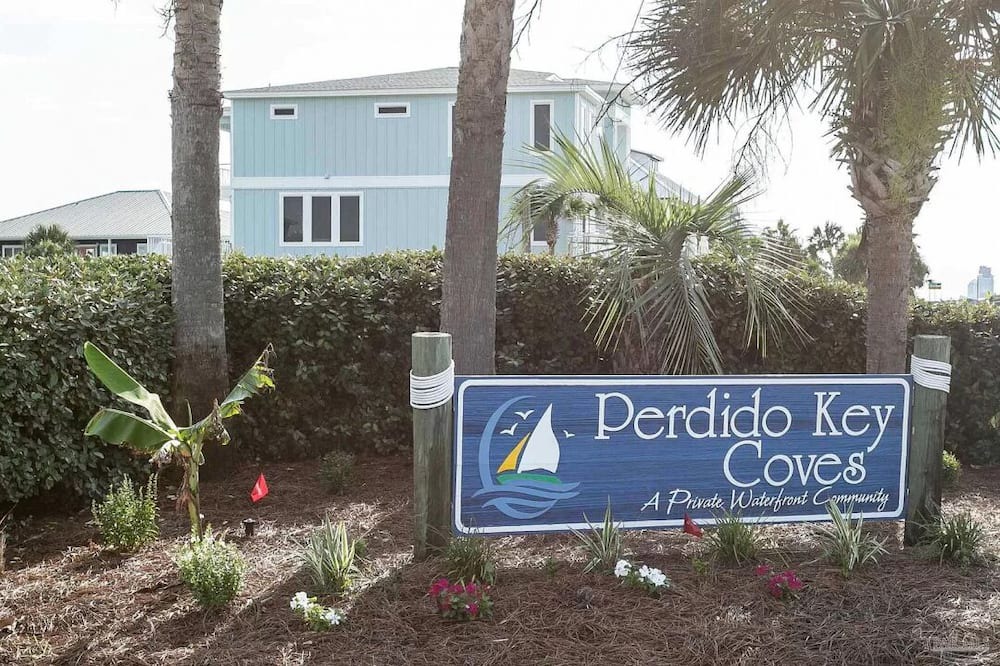 Photo of Outdoor in Perdido Key Coves One
