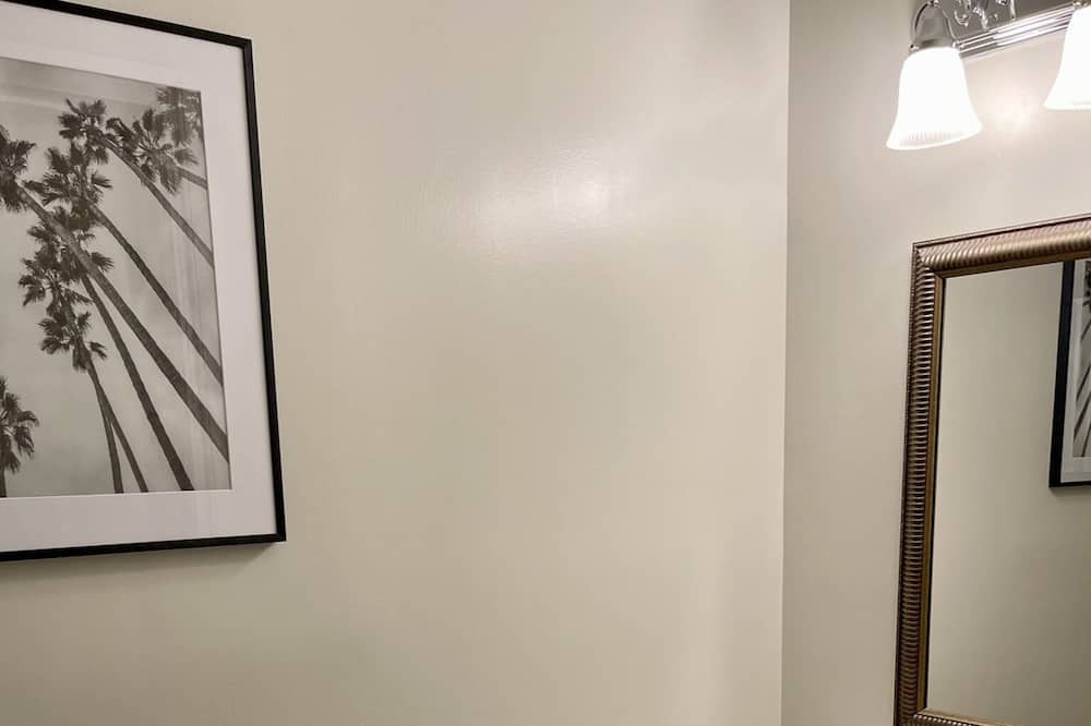Photo of Bathroom in Capitol Hill