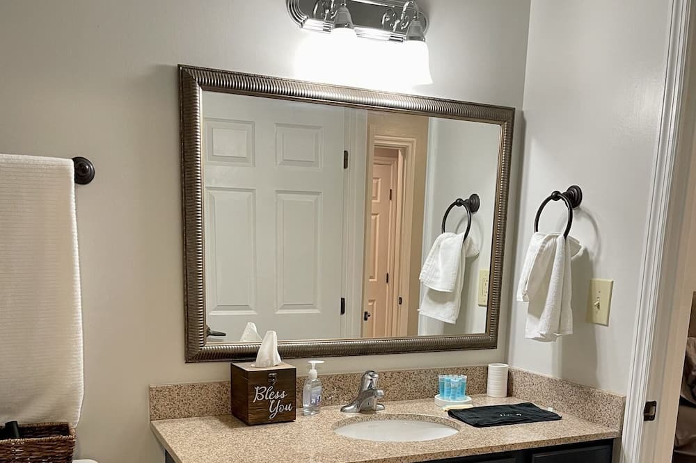 Photo of Bathroom in Capitol Hill