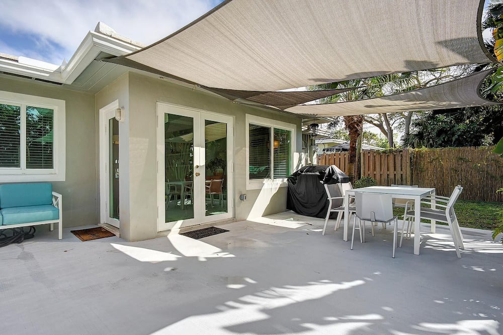 Photo of Others in Poinsettia Heights