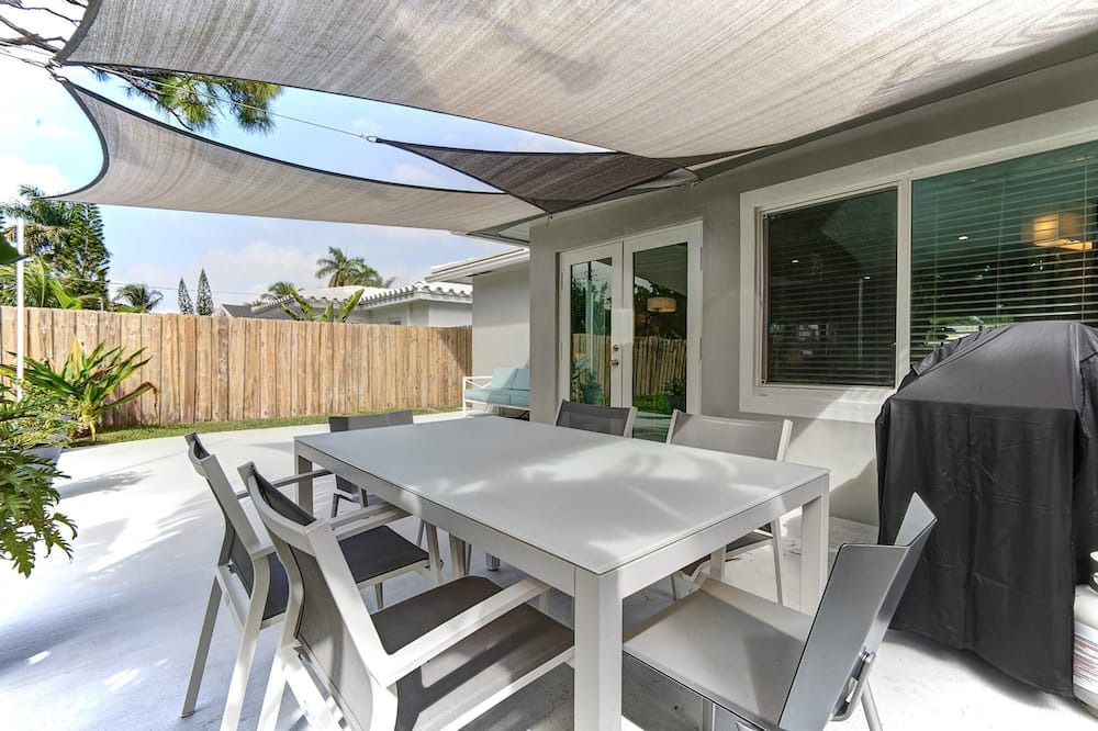 Photo of Others in Poinsettia Heights