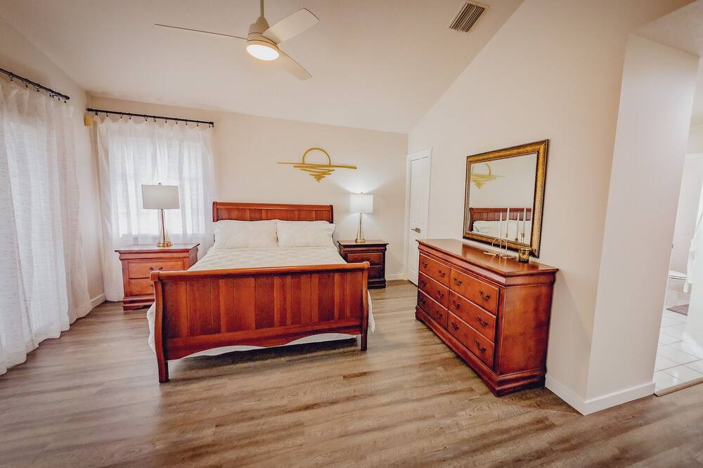 Photo of Bedroom in Placida