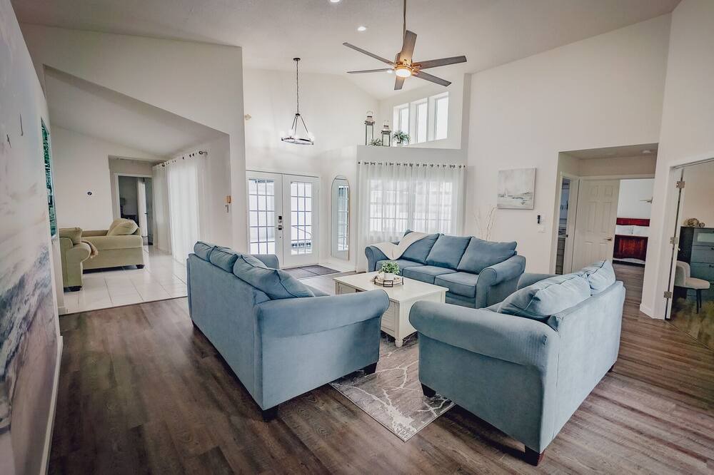Photo of Livingroom in Placida