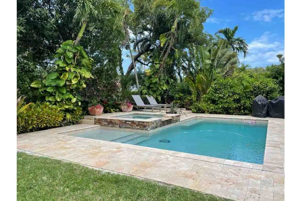 Photo of Outdoor in Biscayne Park