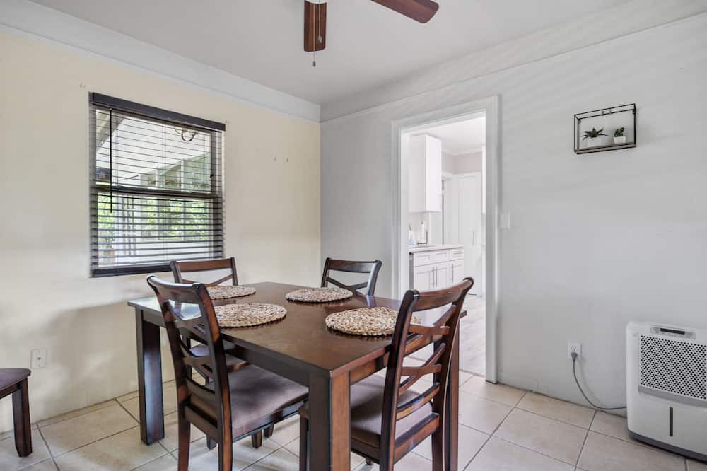 Photo of Kitchen in Palatka