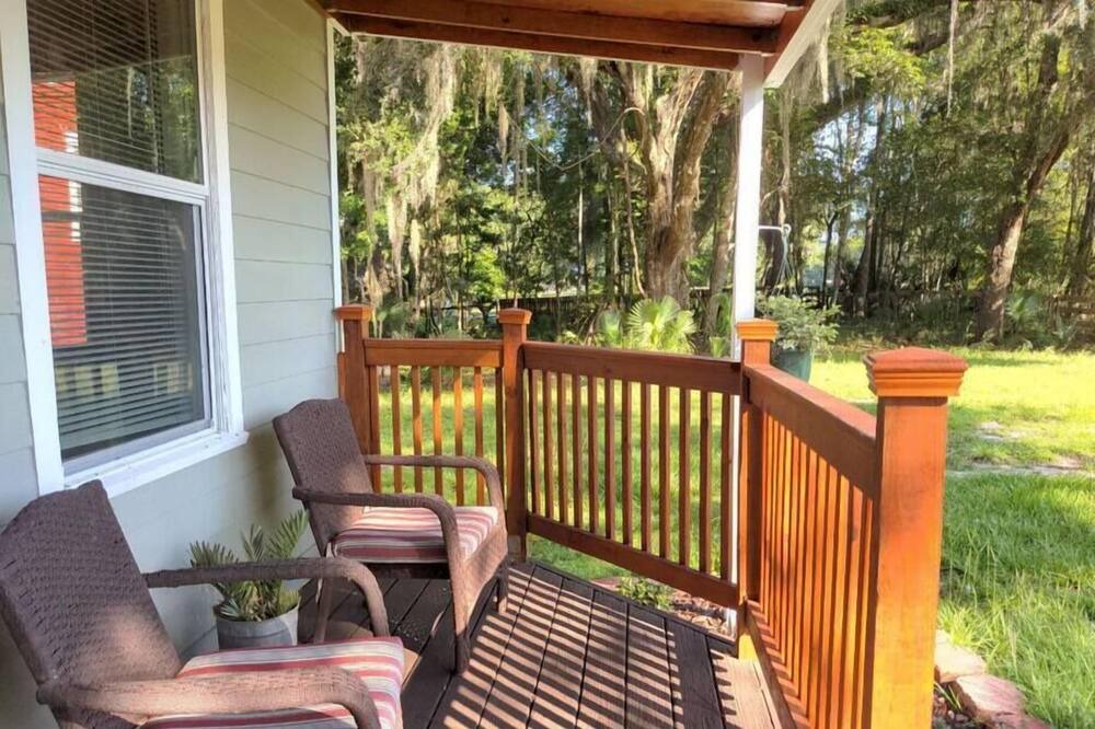 Photo of Others in Micanopy