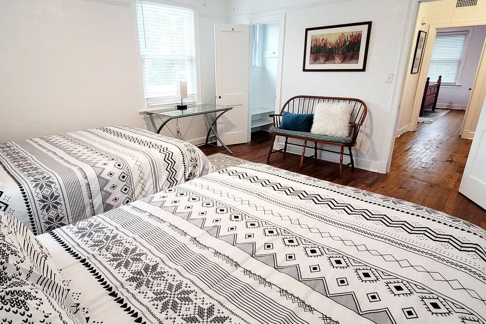 Photo of Bedroom in University Heights