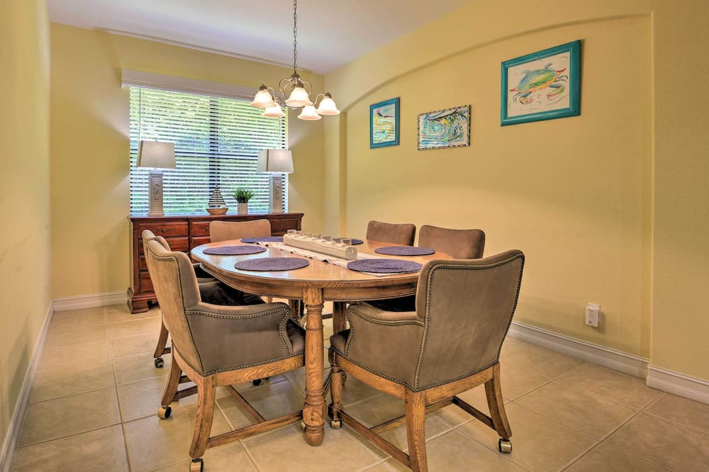 Photo of Livingroom in Rotonda Lakes