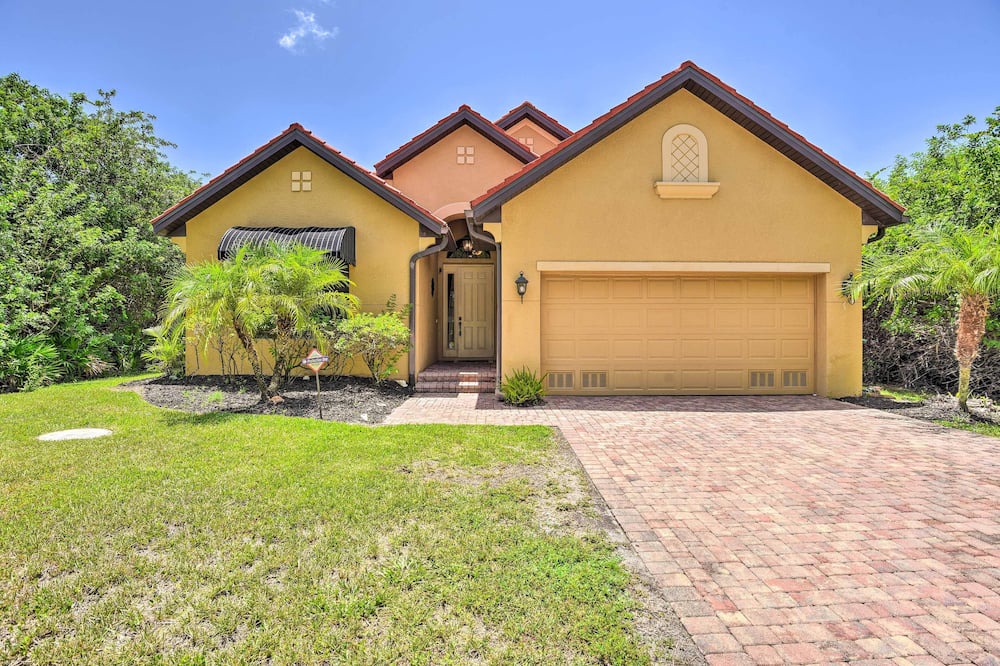 Photo of Outdoor in Rotonda Lakes