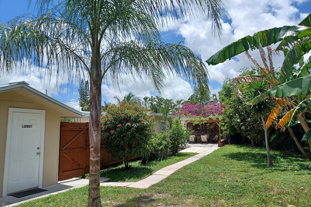 Photo of Outdoor in Greenacres