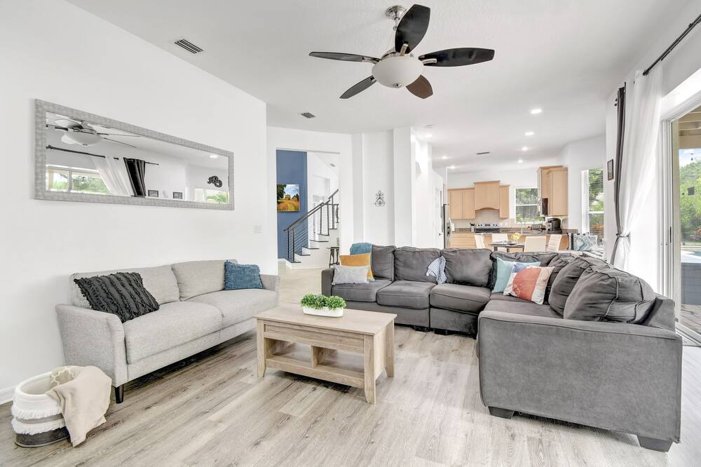 Photo of Livingroom in Clearwater