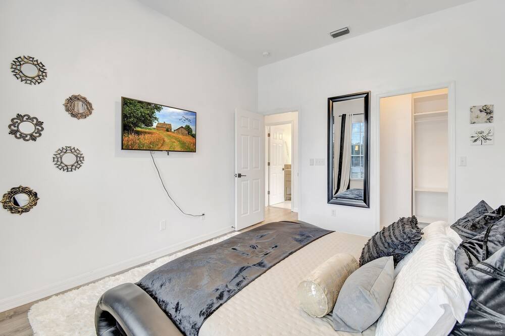 Photo of Bedroom in Clearwater