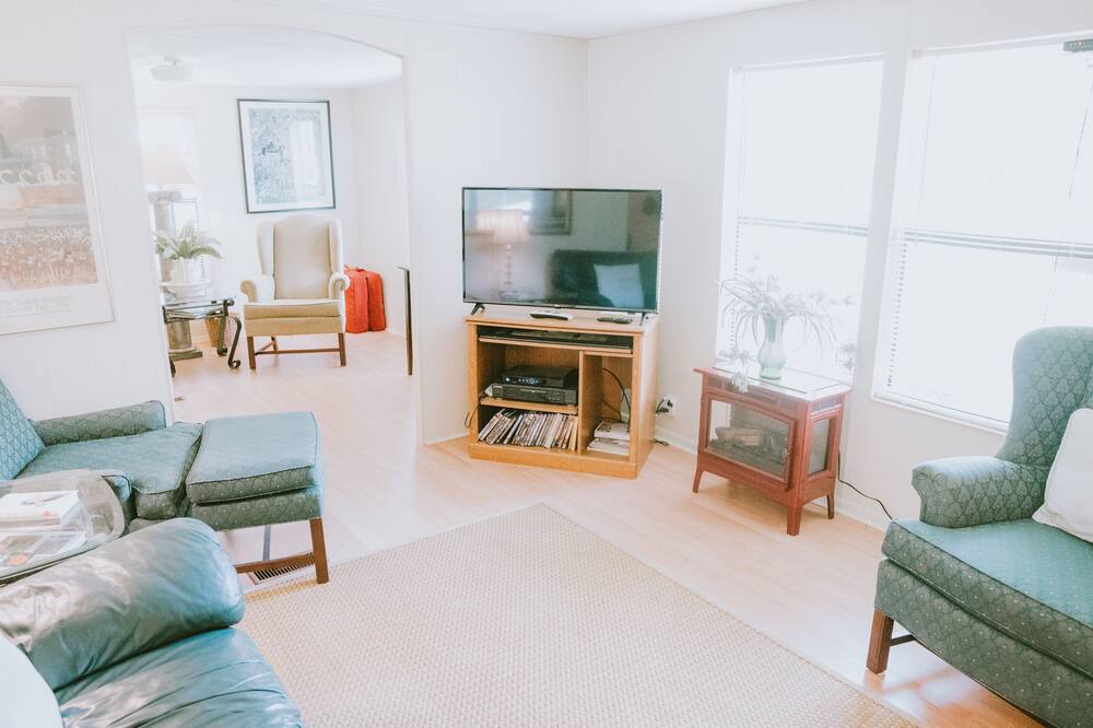 Photo of Livingroom in Rosehill