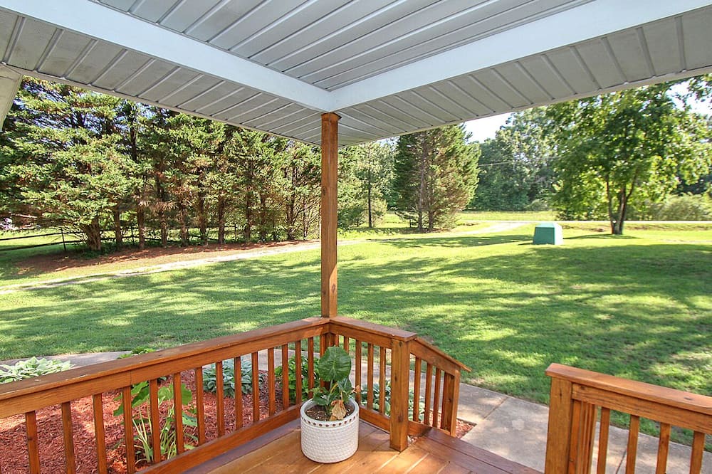Photo of Patio Balcony in Davidson