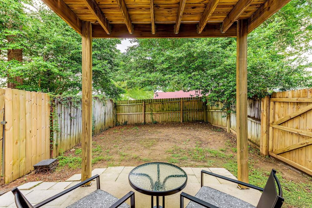 Photo of Patio Balcony in Enterprise