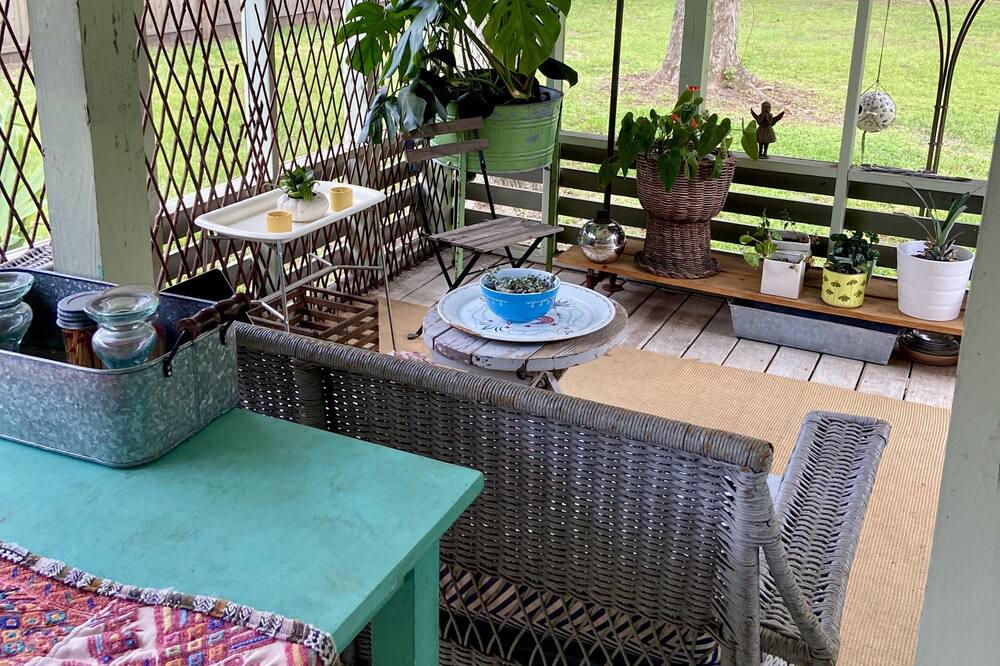 Photo of Patio Balcony in Wewahitchka