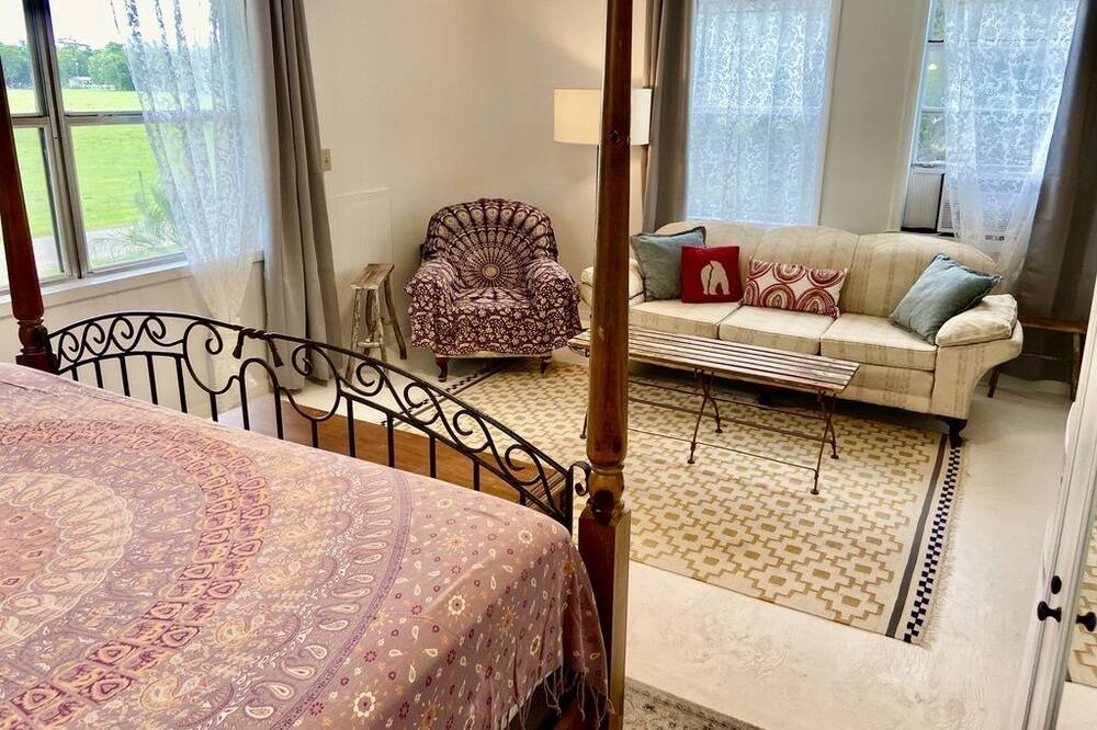 Photo of Bedroom in Wewahitchka