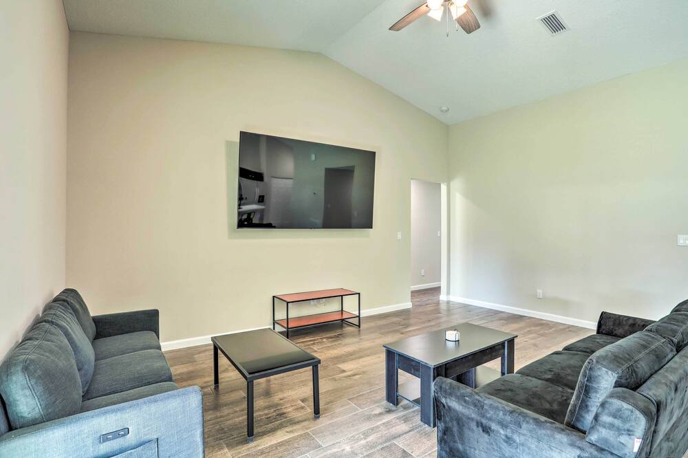 Photo of Livingroom in Port Saint Lucie
