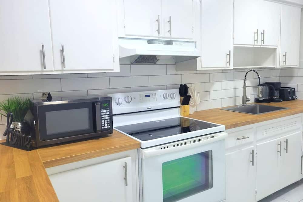 Photo of Kitchen in Lake Ridge