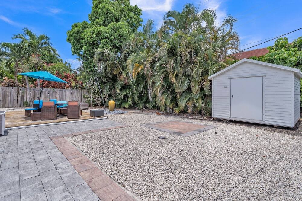 Photo of Outdoor in North Andrews Gardens