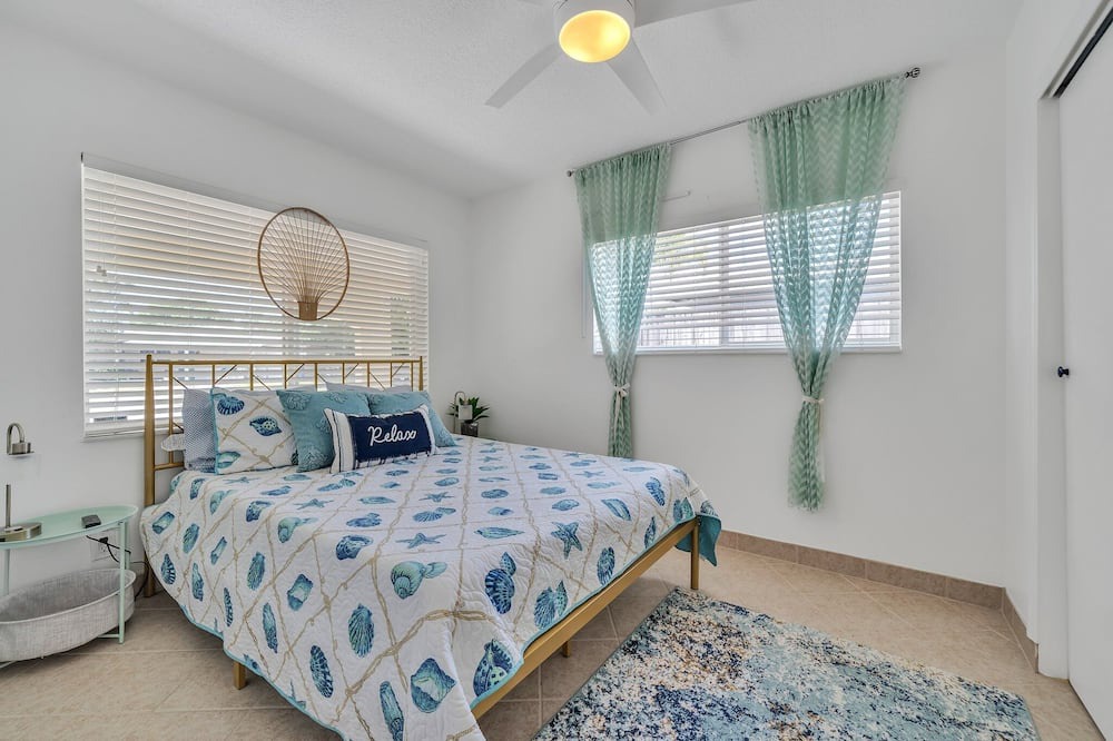 Photo of Bedroom in North Andrews Gardens