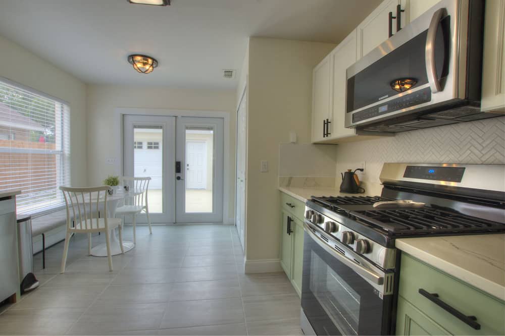 Photo of Kitchen in Bridgewater Crossing