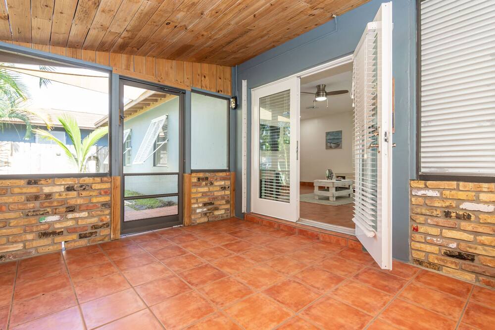 Photo of Patio Balcony in Lantana
