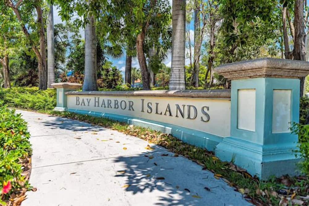Photo of Outdoor in Bay Harbor Islands