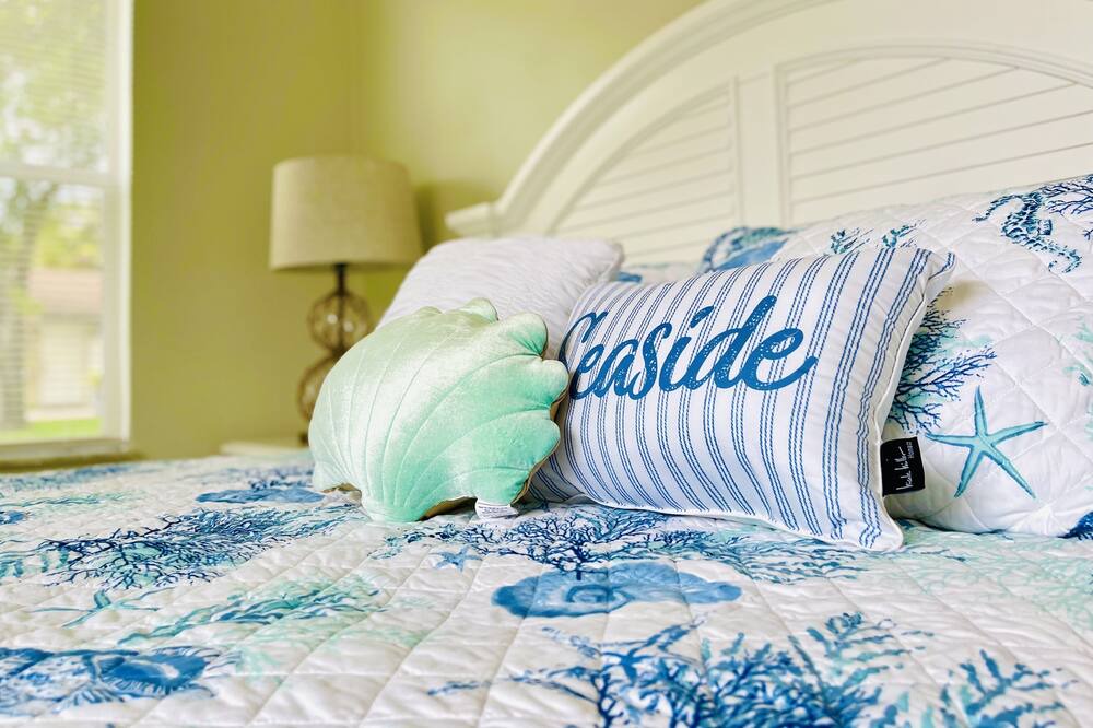 Photo of Bedroom in Tarpon River