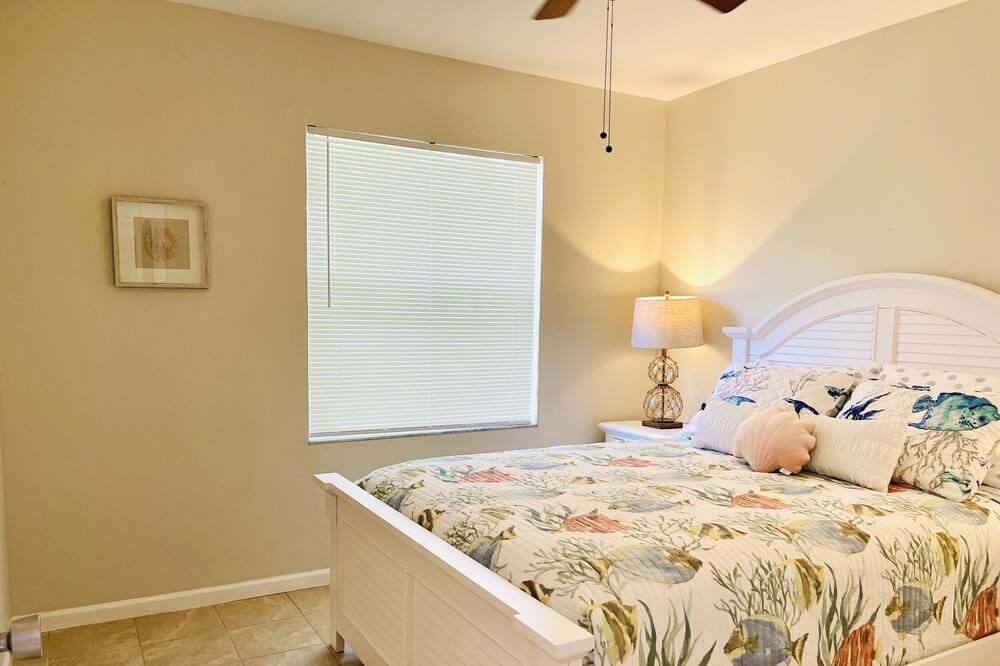 Photo of Bedroom in Tarpon River