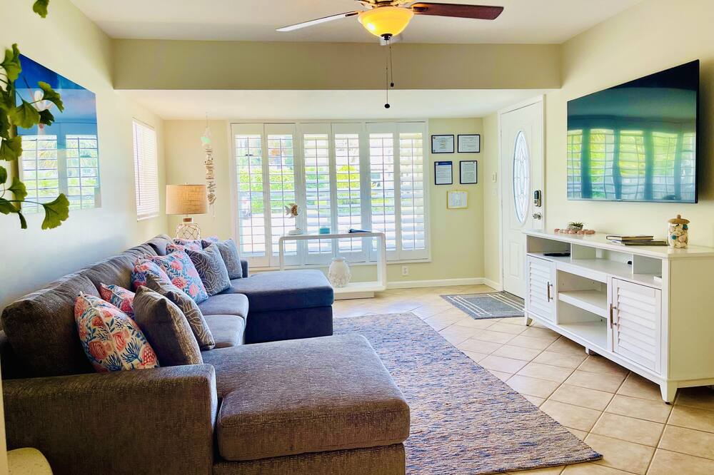 Photo of Livingroom in Tarpon River