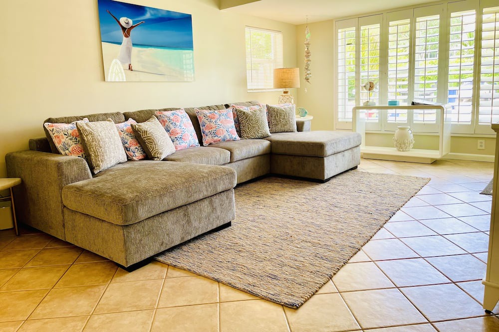 Photo of Livingroom in Tarpon River