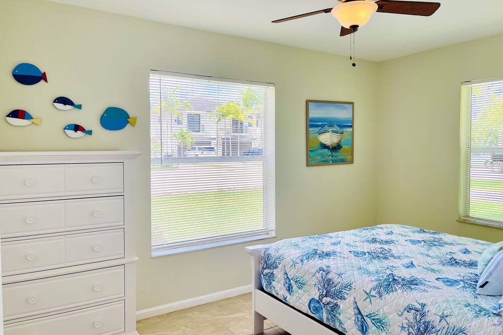 Photo of Bedroom in Tarpon River