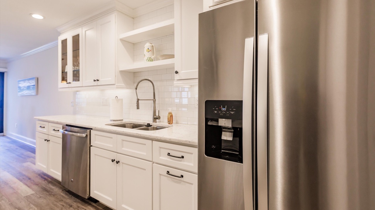 Photo of Kitchen in Golden Beach