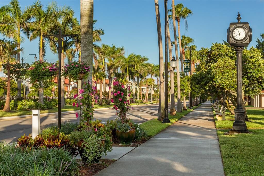 Photo of Outdoor in Golden Beach