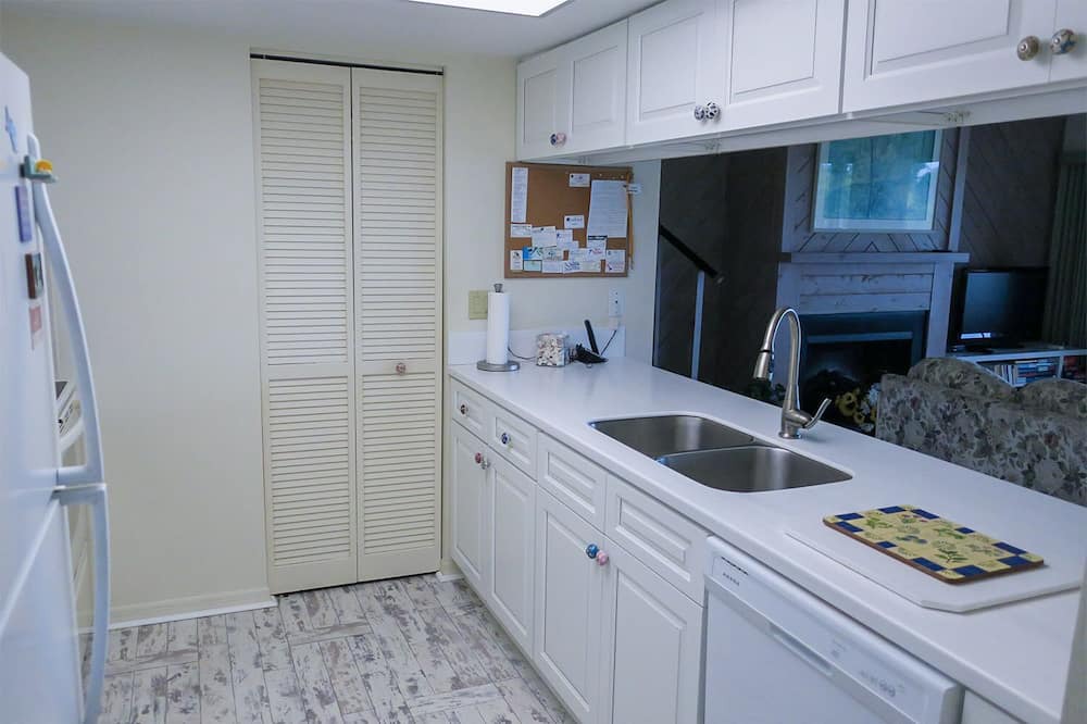 Photo of Kitchen in The Dunes