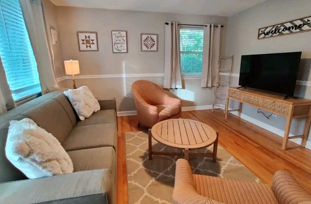 Photo of Livingroom in South Riverside