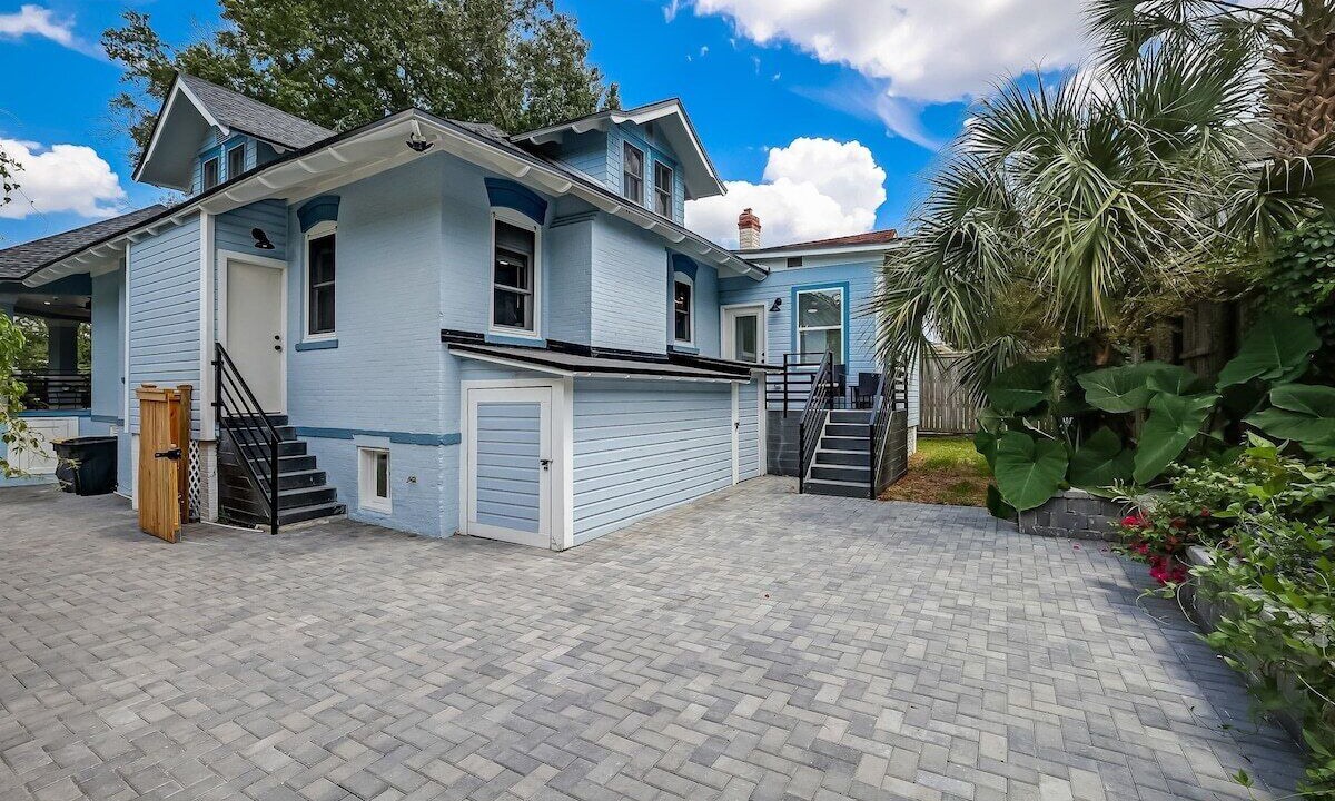 Photo of Outdoor in Five Points