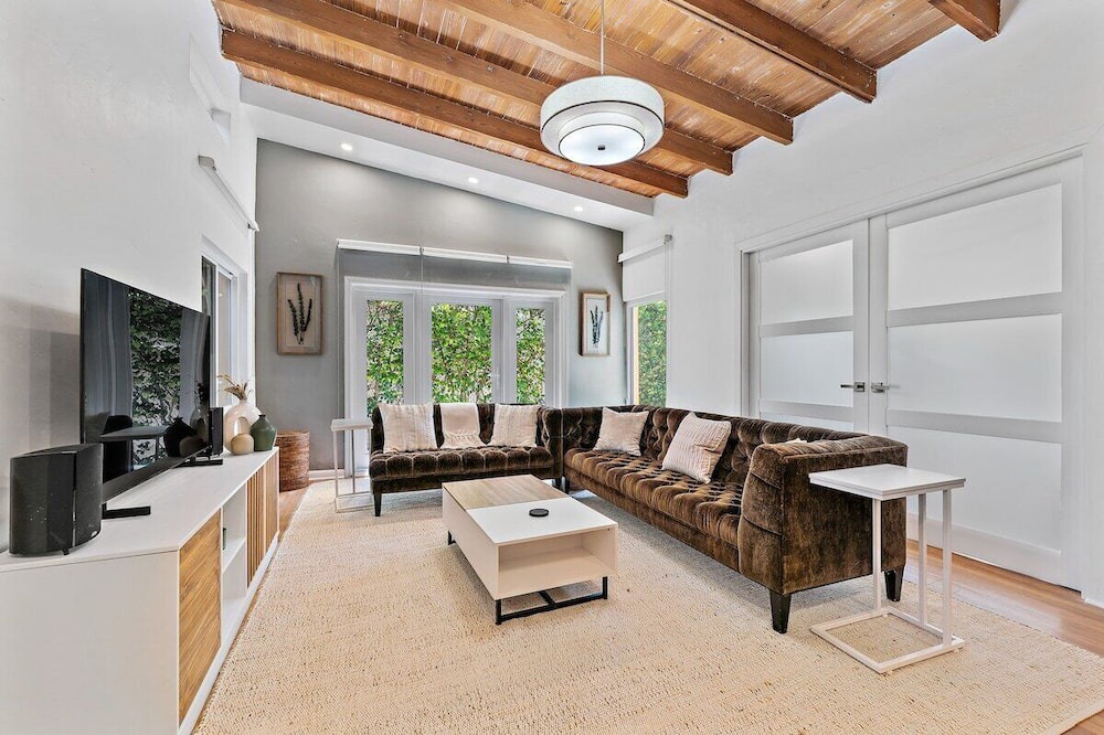 Photo of Livingroom in Southside