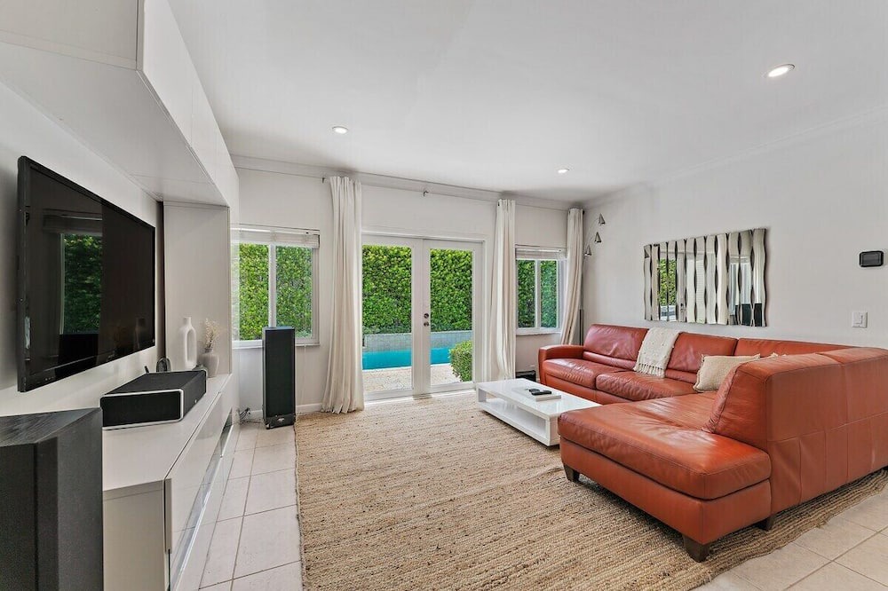 Photo of Livingroom in Southside