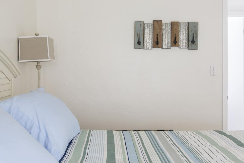 Photo of Bedroom in Highland Garden