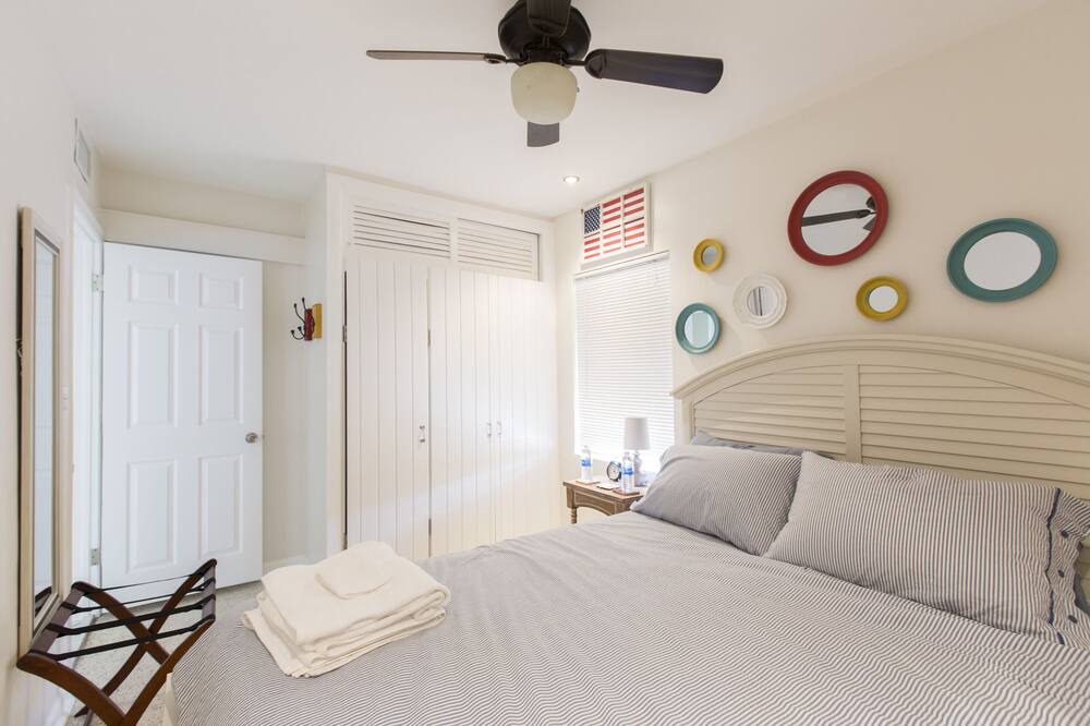 Photo of Bedroom in Highland Garden