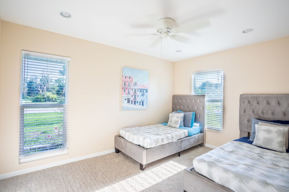 Photo of Bedroom in Gulf Cove