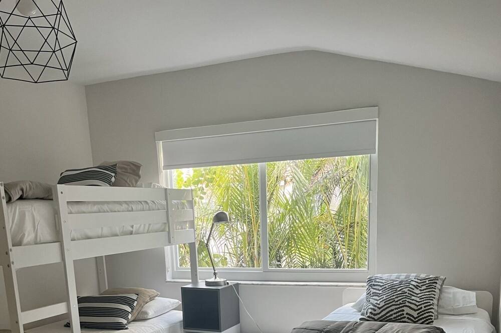 Photo of Bedroom in The Roads