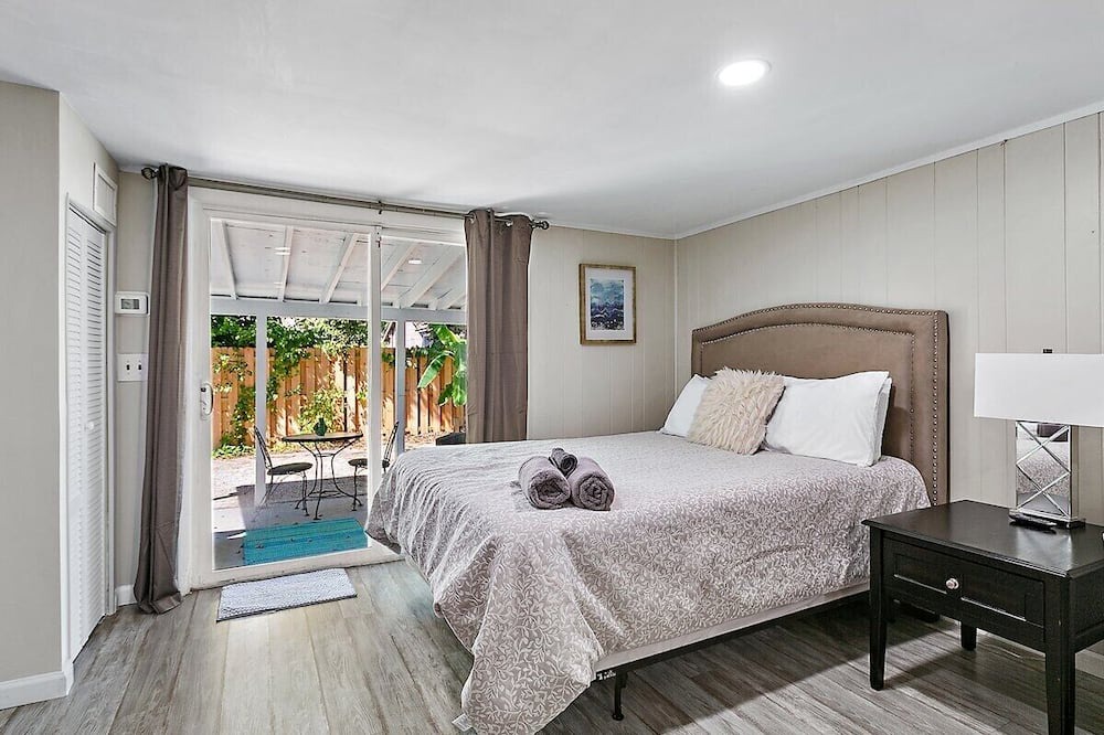 Photo of Bedroom in Avondale