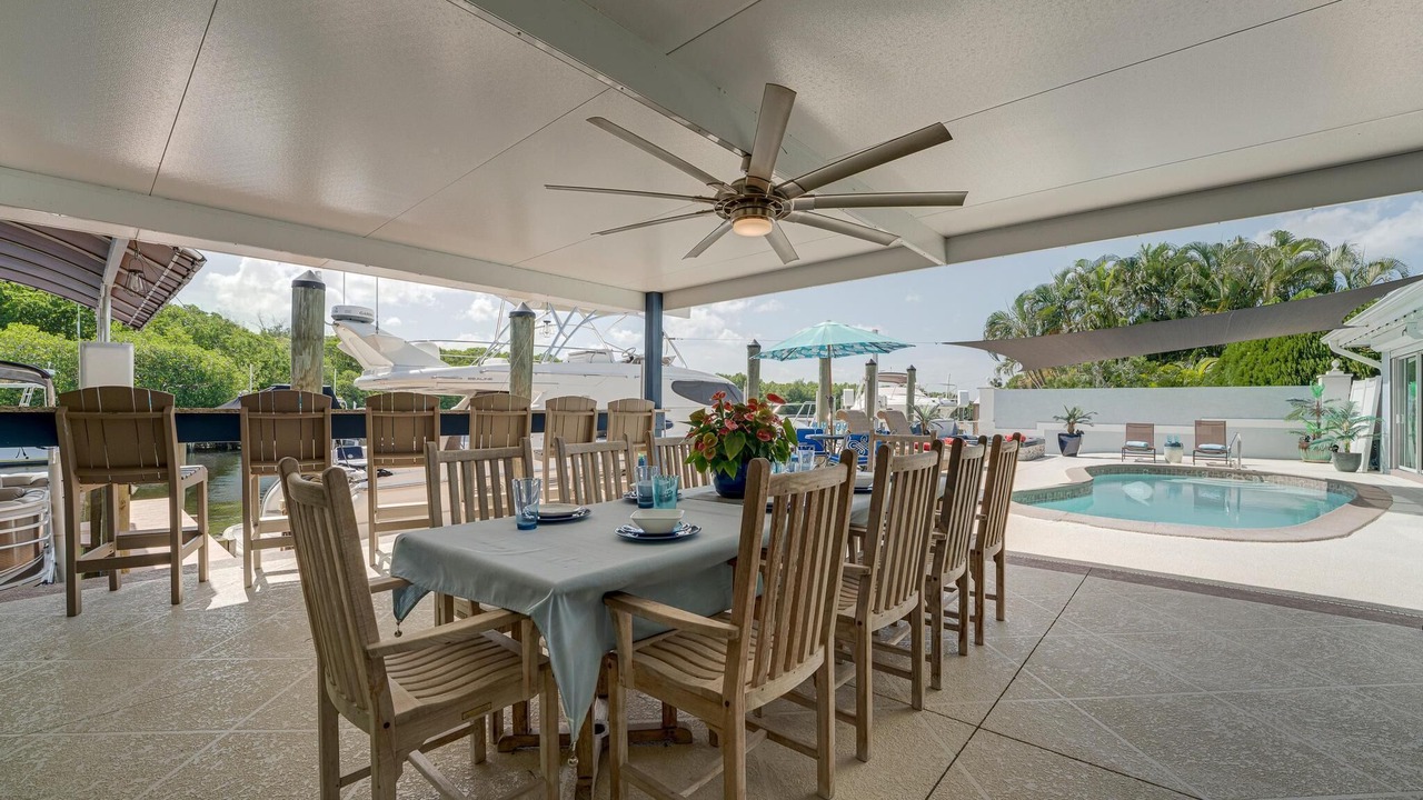 Photo of Outdoor in Lochmoor Waterway Estates