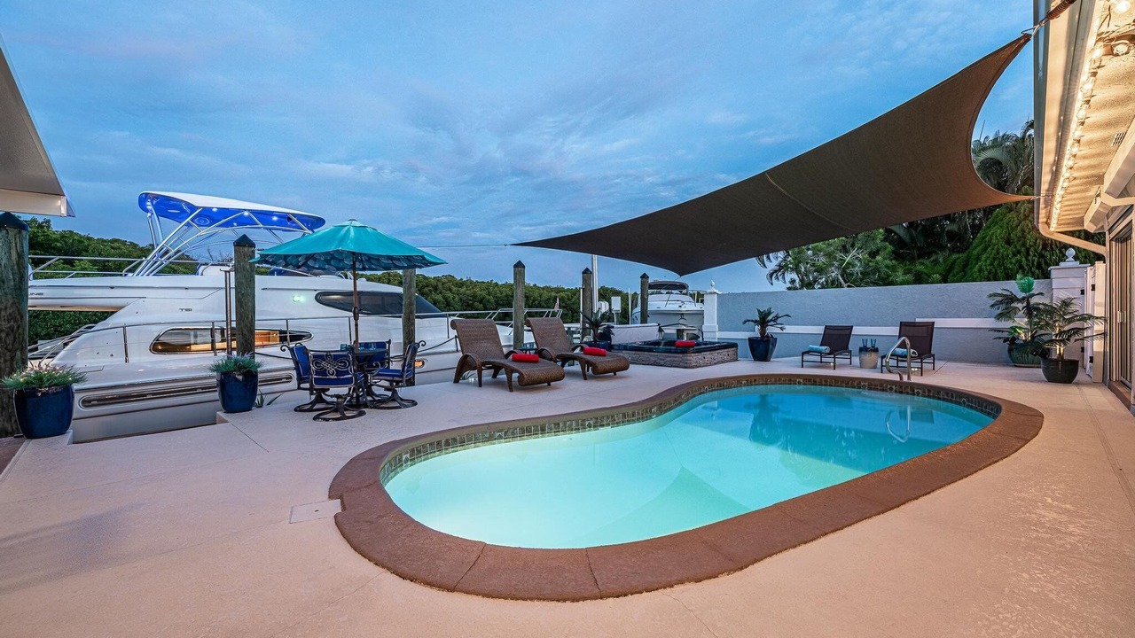 Photo of Outdoor in Lochmoor Waterway Estates