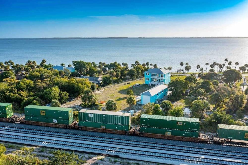 Photo of Others in Indian River Estates