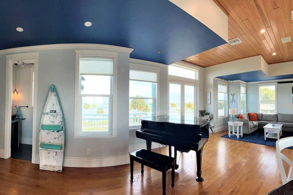 Photo of Bathroom in Indian River Estates