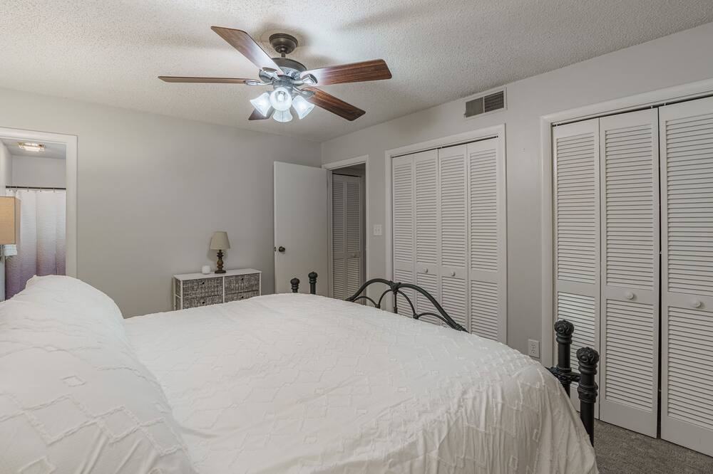 Photo of Bedroom in Harbison